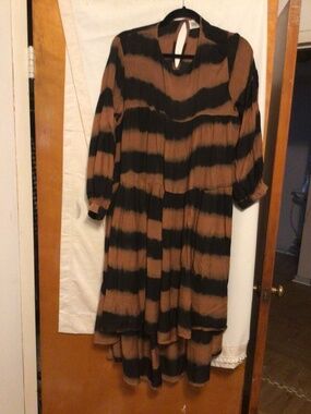 Norblack Norwhite bold print high low whimsical.goth dress SZ MP